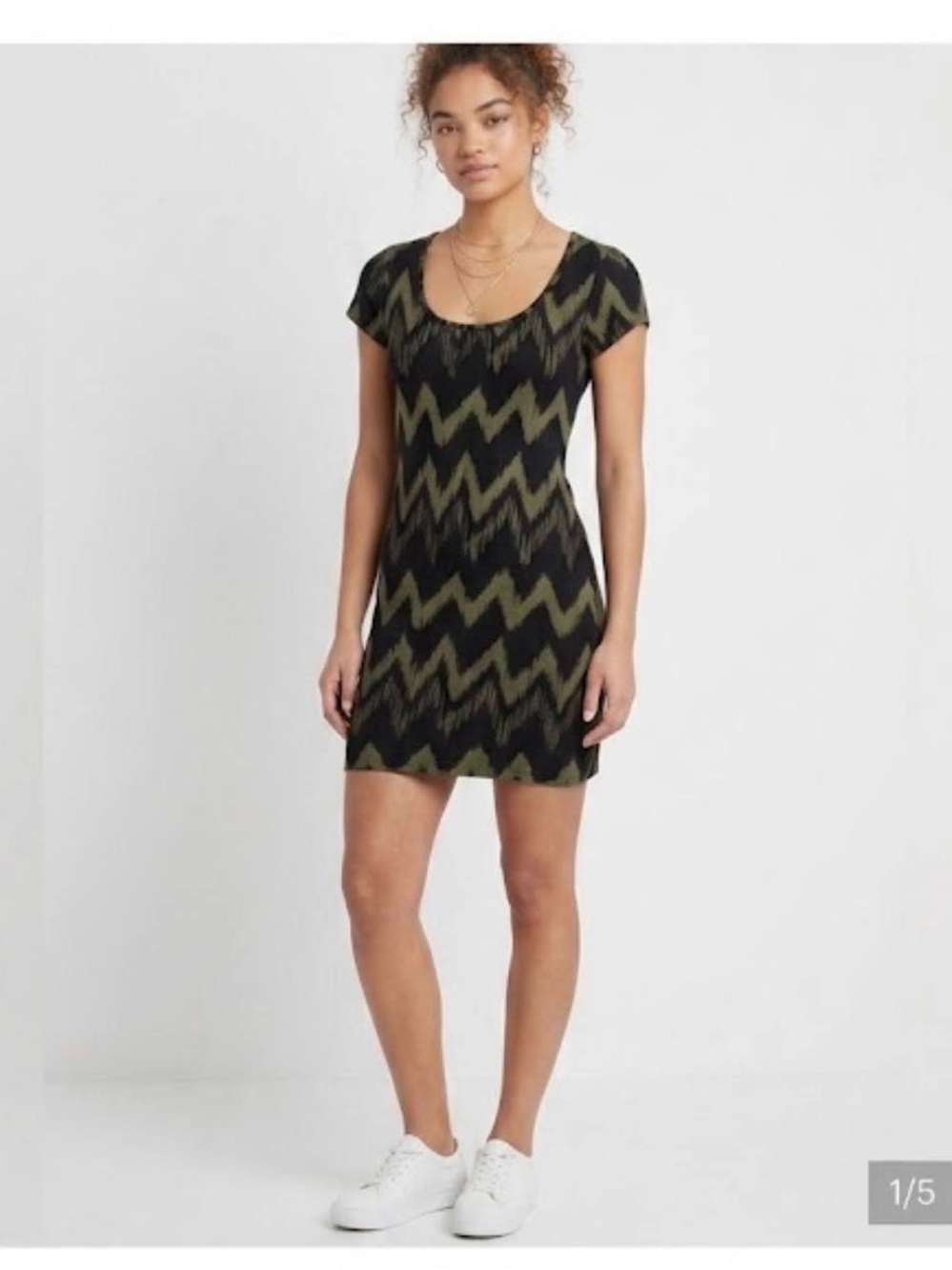 Body Central Olive Green / Black Short Sleeve Mini Sweater Dress